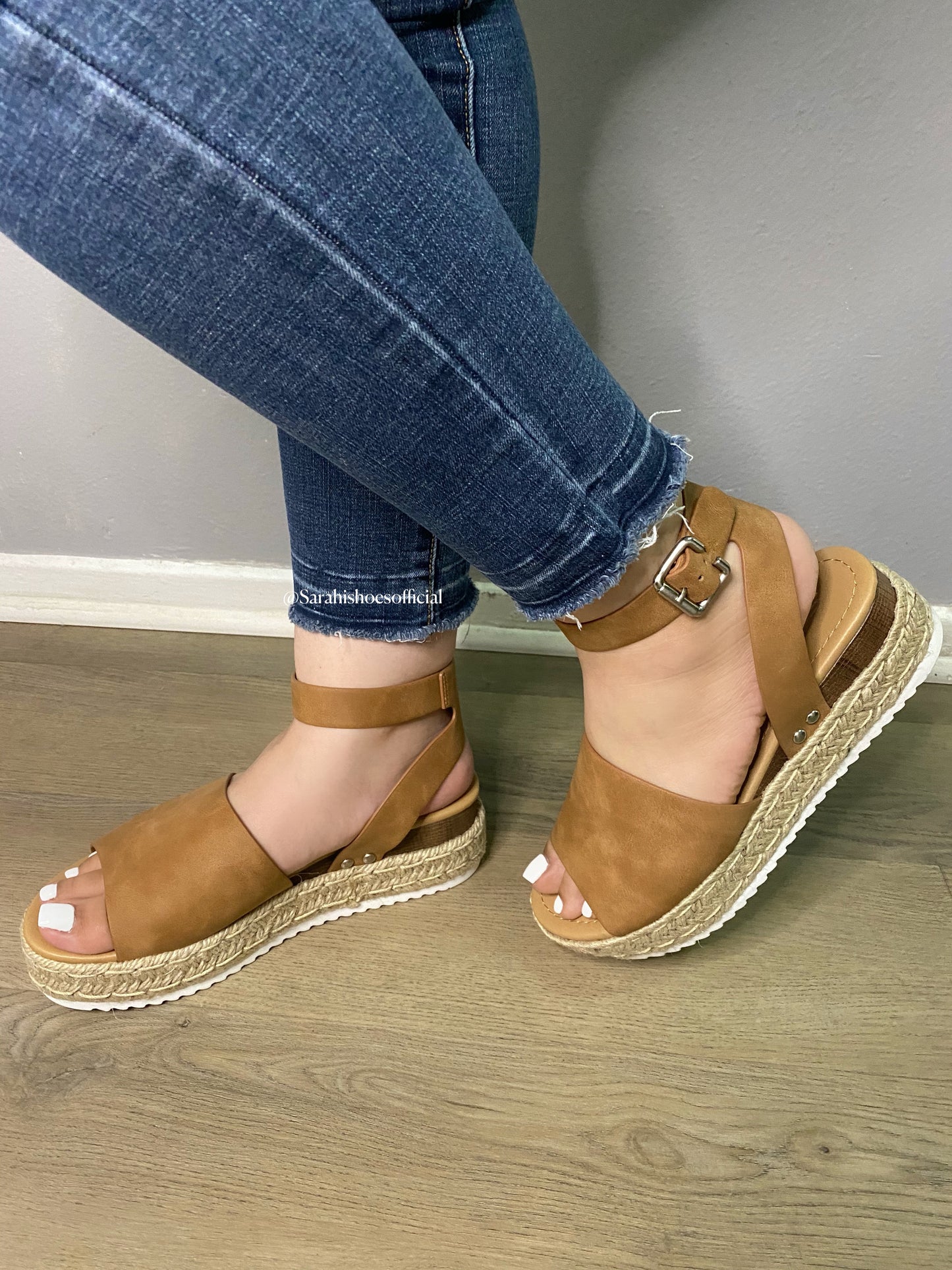 Bella Sandal - Tan