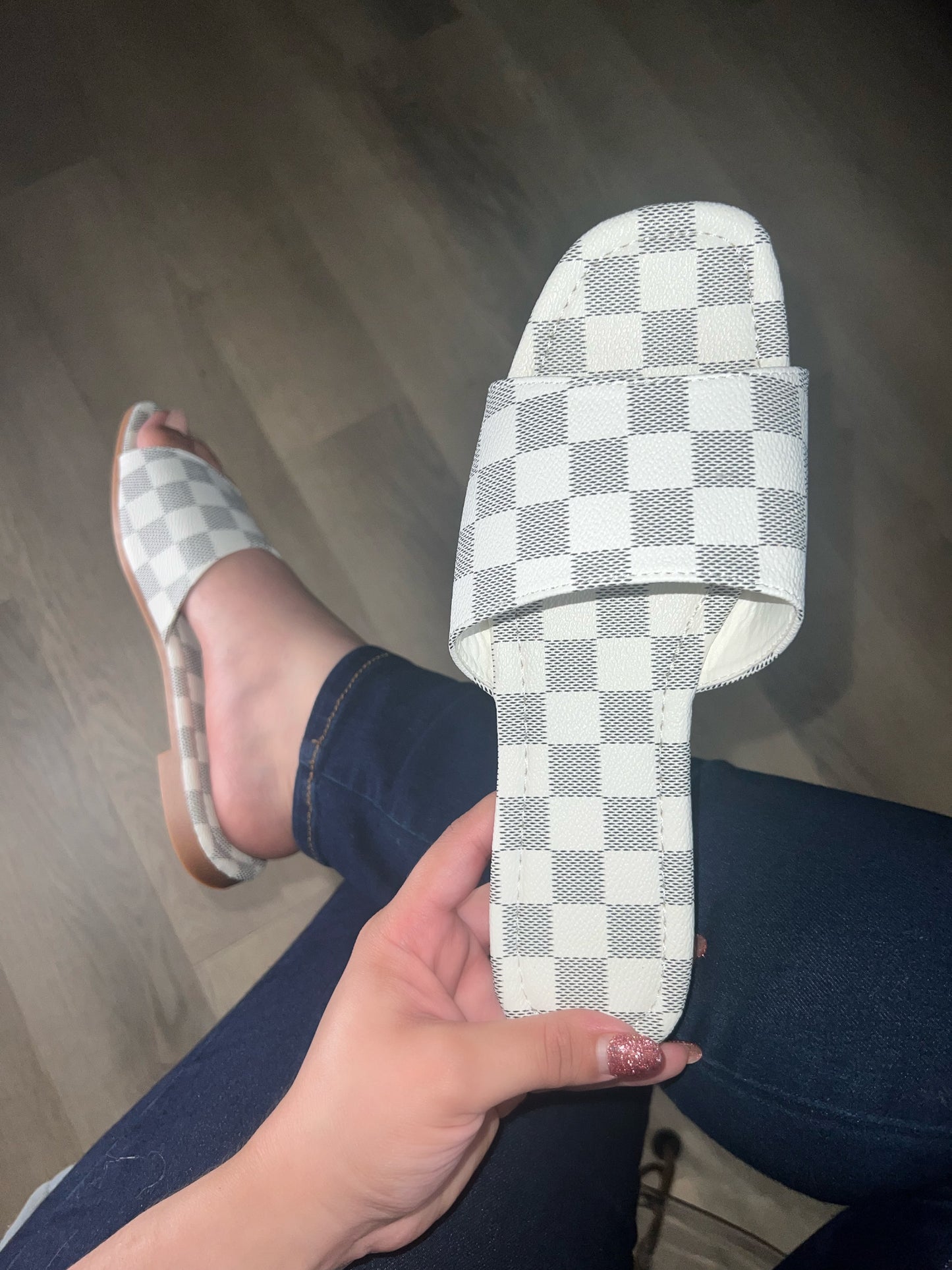 Luisa Sandal - White