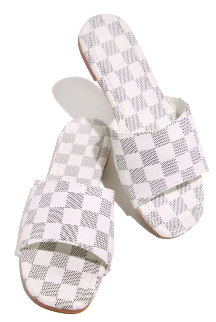 Luisa Sandal - White