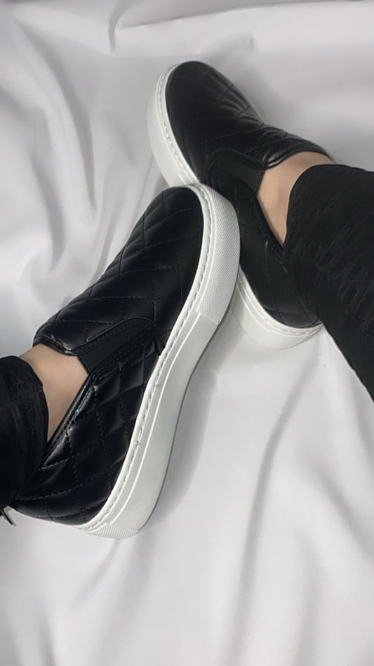 Mayra Sneaker - Black