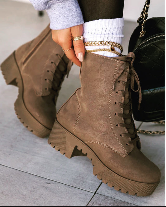 Camila Boot - Light Brown