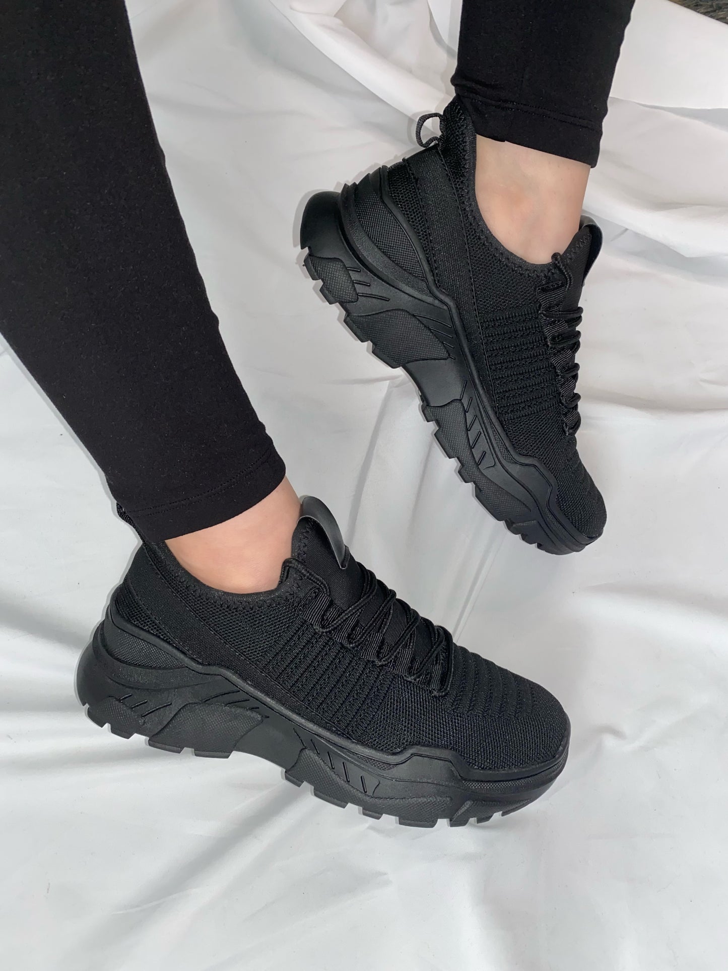 Cecy Sneaker - Black