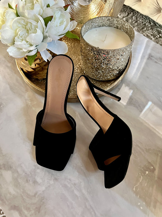 Tania Heel - Black