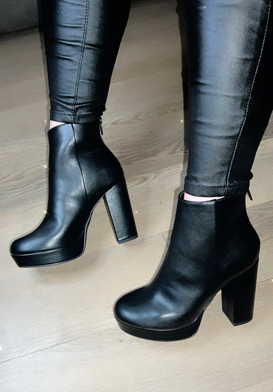 Charlene Boot -  Black